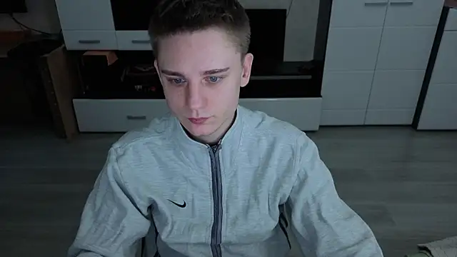 angryzan online show from 11-18-25, 05:44