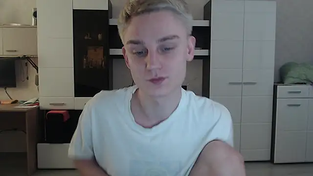 angryzan online show from 02-27-25, 09:18