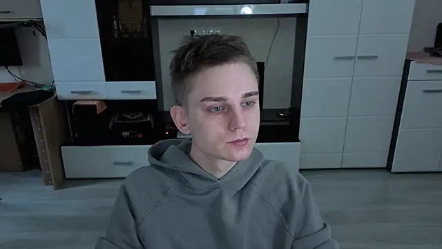 angryzan online show from 11-24-25, 06:13