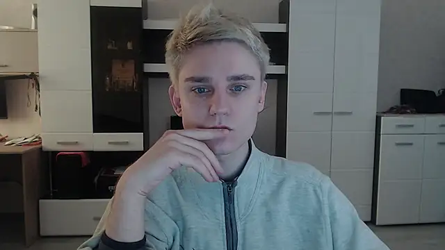 angryzan online show from 03-19-25, 04:14