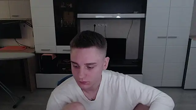 angryzan online show from 10-01-25, 05:45