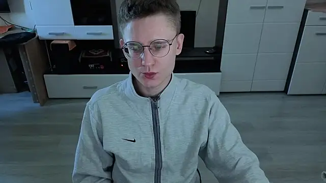 angryzan online show from 11-20-25, 05:52