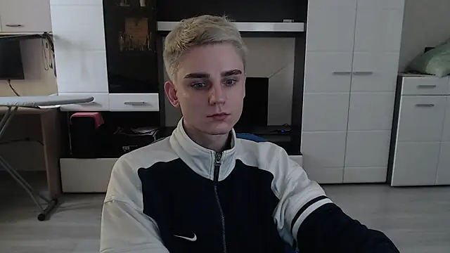 angryzan online show from 03-03-25, 08:51