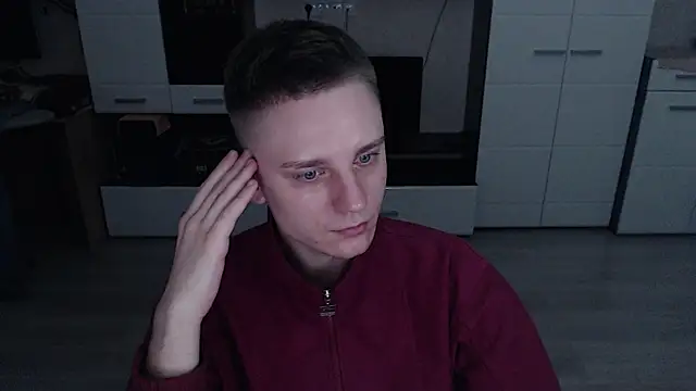 angryzan online show from 10-21-25, 04:45