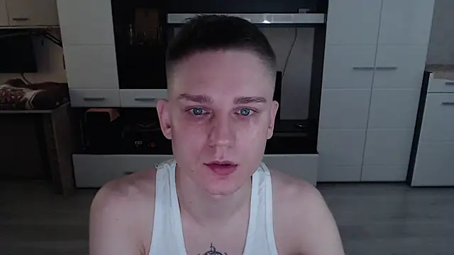 angryzan online show from 10-20-25, 04:47