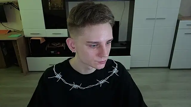 angryzan online show from 02-18-26, 06:44