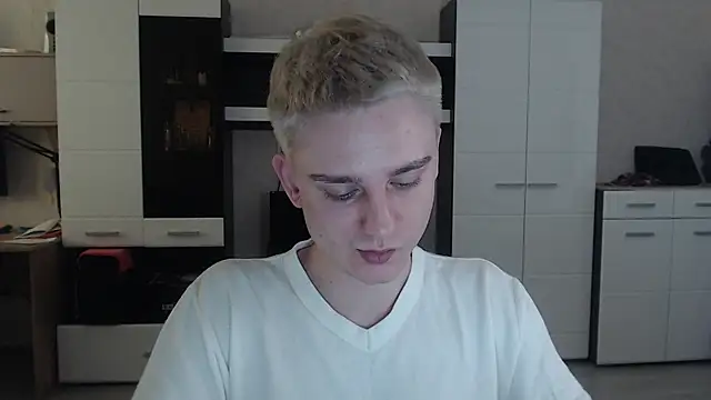 angryzan online show from 02-24-25, 07:55