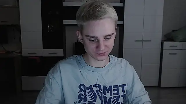 angryzan online show from 02-28-25, 04:32