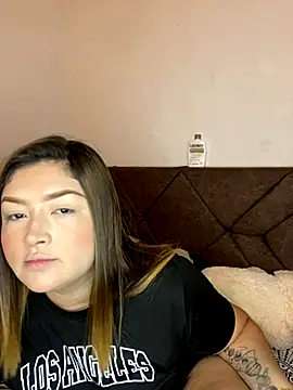 Sofia Queen17 online show from 09-14-25, 10:48