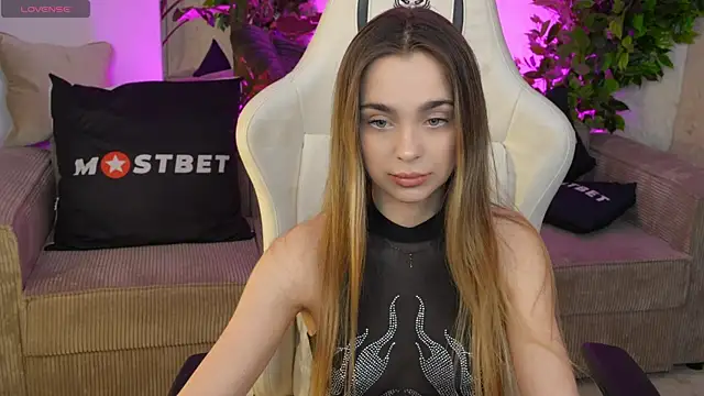 Lana Pulse online show from 12-22-24, 07:42