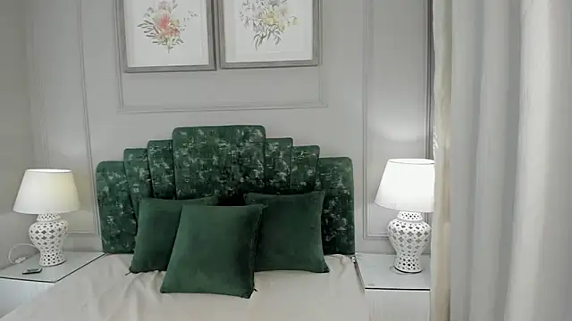 Snapshot of ana_beckett chatting on 09-19-25, 10:19 ana beckett online show from 09-19-25, 10:19