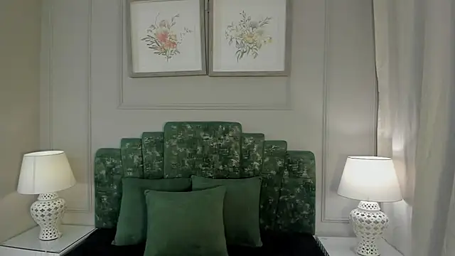 Snapshot of ana_beckett chatting on 03-19-25, 10:55 ana beckett online show from 03-19-25, 10:55