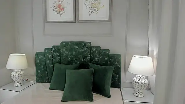 Snapshot of ana_beckett chatting on 09-30-25, 10:54 ana beckett online show from 09-30-25, 10:54