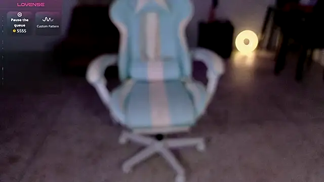 Peggy Funn online show from 10-27-25, 12:11