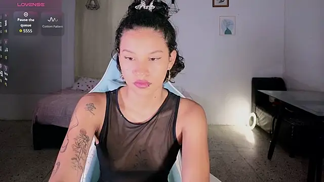 Peggy Funn online show from 10-02-25, 02:15