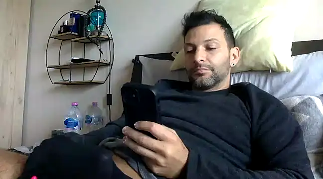 Snapshot of goroasroma90 chatting on 12-04-24, 09:56 goroasroma90 online show from 12-04-24, 09:56