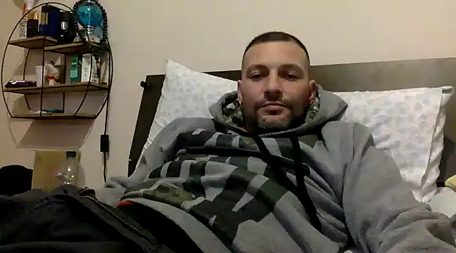 Snapshot of goroasroma90 chatting on 03-01-25, 04:11 goroasroma90 online show from 03-01-25, 04:11