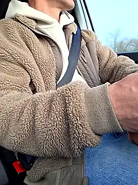 Zeefy online show from 11-04-25, 08:18