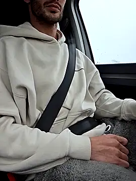 Zeefy online show from 11-17-25, 07:12