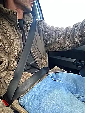 Zeefy online show from 04-15-26, 02:43