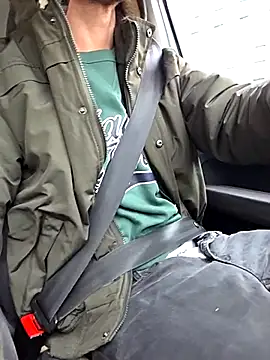 Zeefy online show from 10-21-25, 08:03