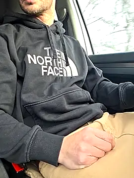 Zeefy online show from 12-21-25, 09:55