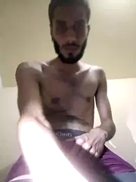 jhon01000 online show from 04-14-26, 03:33