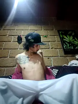 Pitudo20cmm online show from 09-22-25, 06:41