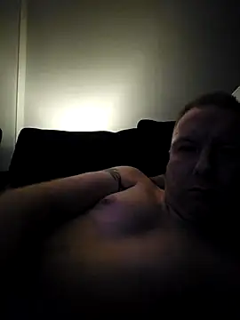Snapshot of walker1979 chatting on 05-08-26, 10:13 walker1979 online show from 05-08-26, 10:13