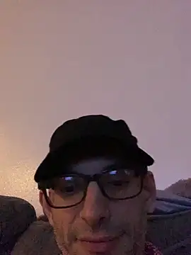 hailzeffn online show from 04-06-26, 12:17