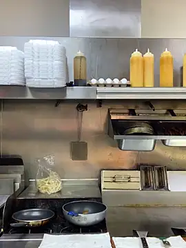 hailzeffn online show from 09-15-25, 10:21