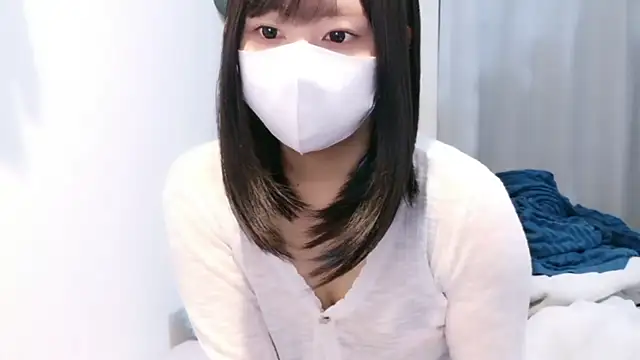 Snapshot of YUTSU_KI chatting on 06-15-26, 03:12 YUTSU KI online show from 06-15-26, 03:12