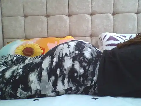 Snapshot of prettynina chatting on 06-12-26, 11:52 prettynina online show from 06-12-26, 11:52