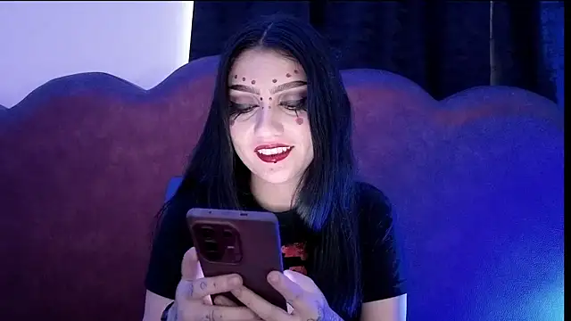 Snapshot of sophy_rock chatting on 04-18-26, 07:18 sophy rock online show from 04-18-26, 07:18