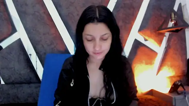 Snapshot of sophy_rock chatting on 04-26-26, 03:31 sophy rock online show from 04-26-26, 03:31