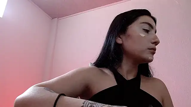 sophy rock online show from 11-18-25, 03:37