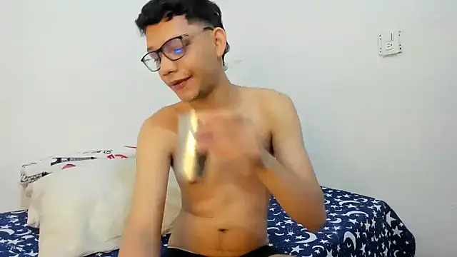 Snapshot of Diego-Monsalve chatting on 09-26-25, 11:22 Diego-Monsalve online show from 09-26-25, 11:22