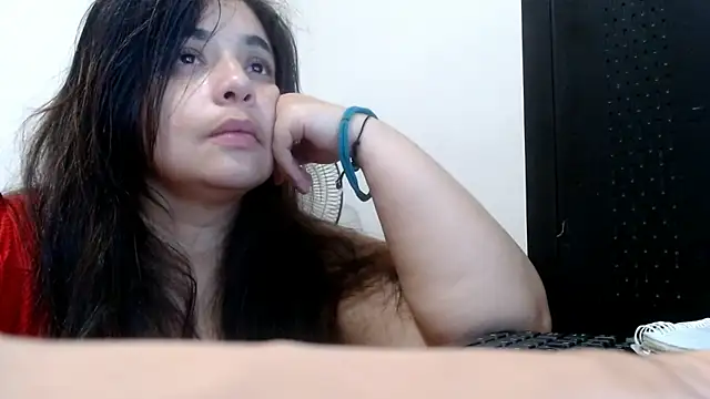 Snapshot of ladydeathz chatting on 01-08-25, 02:14 ladydeathz online show from 01-08-25, 02:14