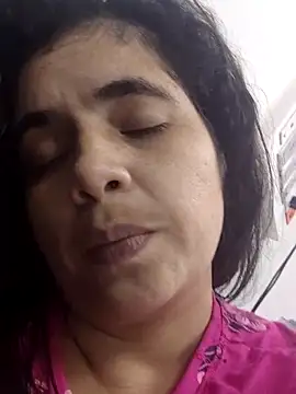 Snapshot of ladydeathz chatting on 10-25-25, 01:45 ladydeathz online show from 10-25-25, 01:45