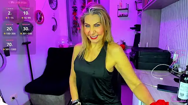  cristal ayala online show from 05-15-26, 12:08