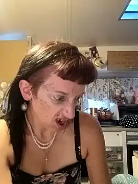 whitetrashdirtyslut online show from 04-08-26, 02:51