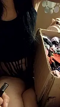 whitetrashdirtyslut online show from 12-17-25, 09:42