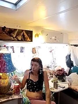 whitetrashdirtyslut online show from 03-17-26, 06:55