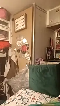 whitetrashdirtyslut online show from 03-21-26, 06:25