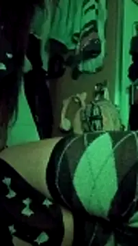 whitetrashdirtyslut online show from 12-21-25, 10:06