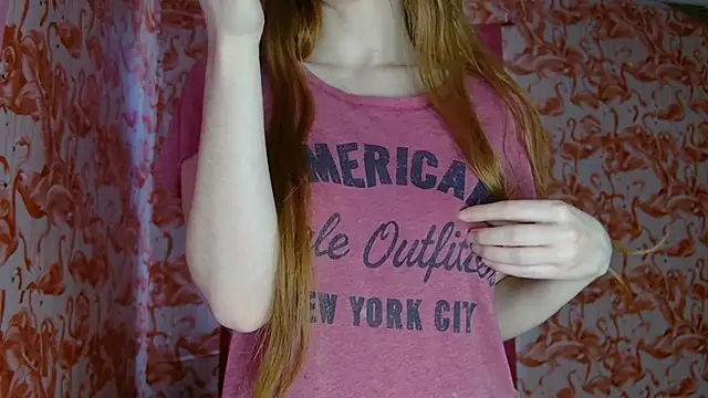 strawberrysmoothie online show from 04-21-26, 10:05