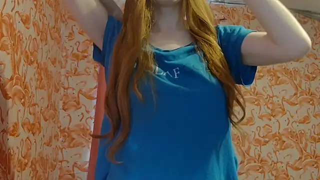 strawberrysmoothie online show from 10-12-25, 07:37