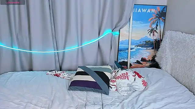 Snapshot of 4ever_dude chatting on 10-21-25, 03:55 4ever dude online show from 10-21-25, 03:55