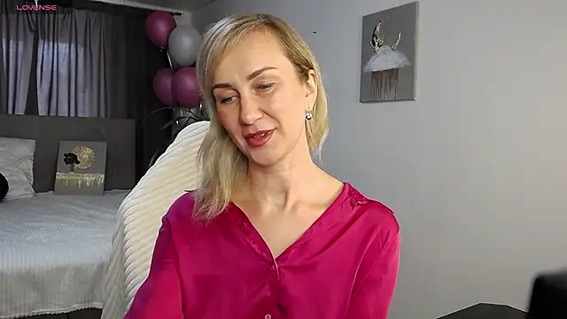 Snapshot of Vanessa_Nowak chatting on 03-06-25, 07:36 Vanessa Nowak online show from 03-06-25, 07:36