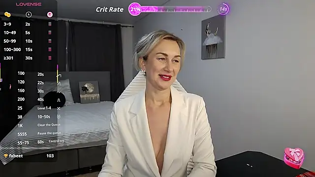 Snapshot of Vanessa_Nowak chatting on 12-05-25, 12:59 Vanessa Nowak online show from 12-05-25, 12:59